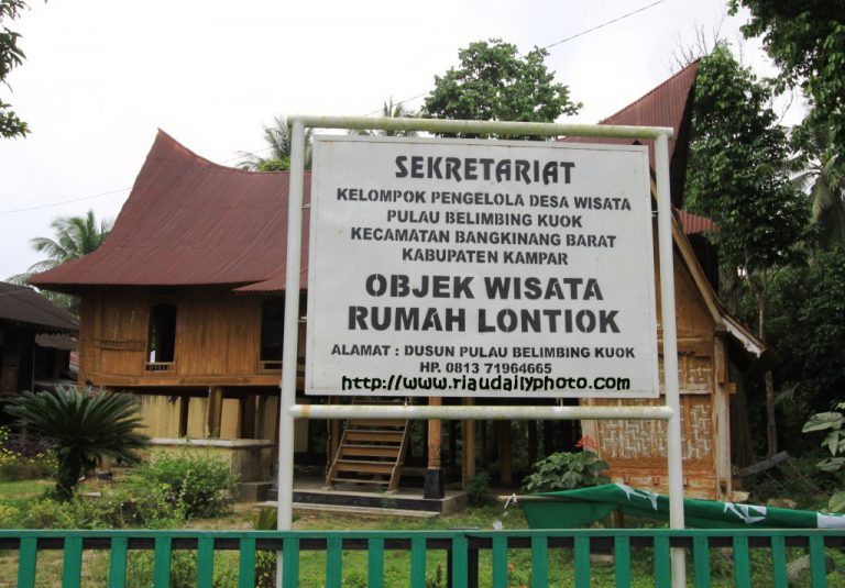 Museum Kandil Kemilau Emas